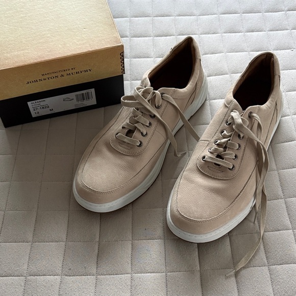 Johnston & Murphy Men's Gleason U-Throat Natural Nubuck Beige Sneakers